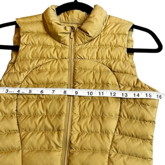 Lululemon Pack It Down Vest- Vintage Gold Lightweight Packable Down Vest- Size 2 - Picture 15 of 16